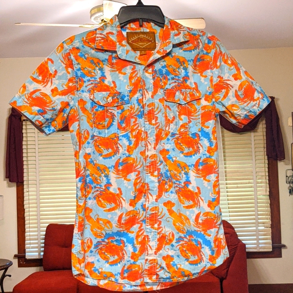 RedCamel Lobster & Crab Short Sleeve Button Down (S)